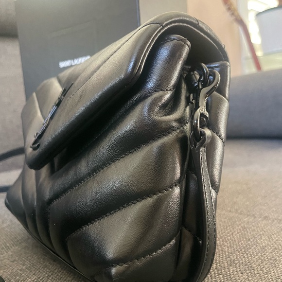 Ysl toy Lou Lou bag in black - Picture 7 of 12